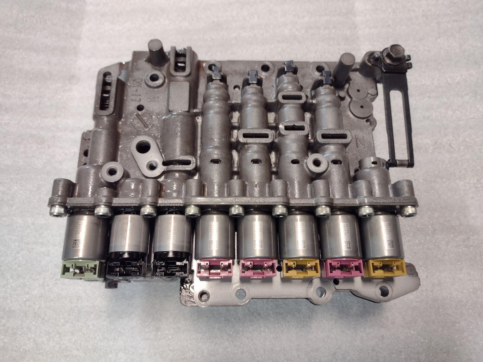 Hyundai Tucson 2.0L 2WD A6MF1 Transmission Valve Body with Solenoids 2